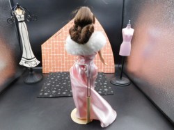 barbie brunette repro back main